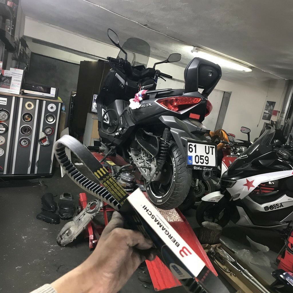 BMW Motosiklet karbüratör tıkanması belirtileri